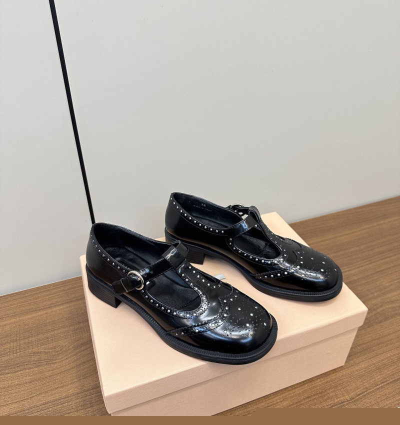 Miu Miu Casual Shoes